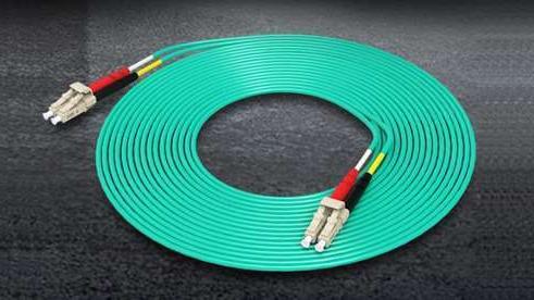 黔江区因为光纤跳线品质 选用欧孚OM3万兆光纤跳线